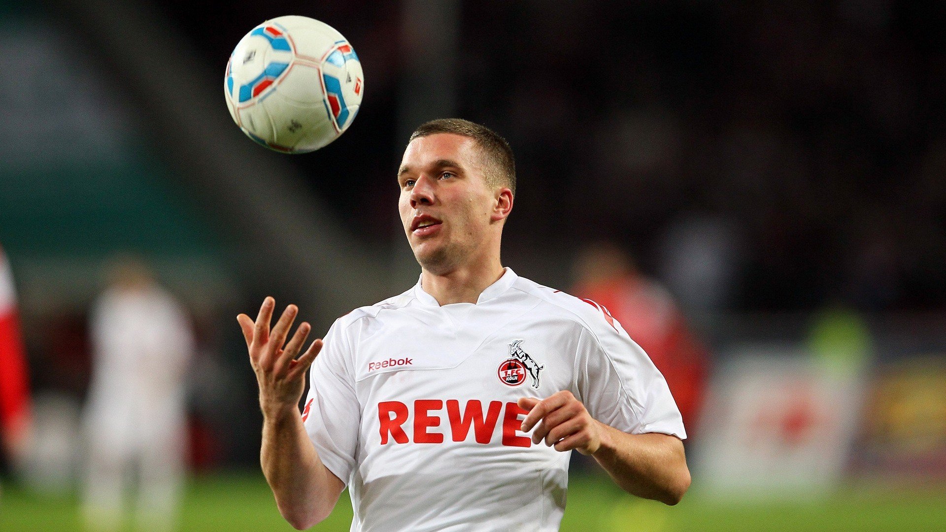 “德甲球队层层推进，胜负悬念逐步揭晓”，德甲分组